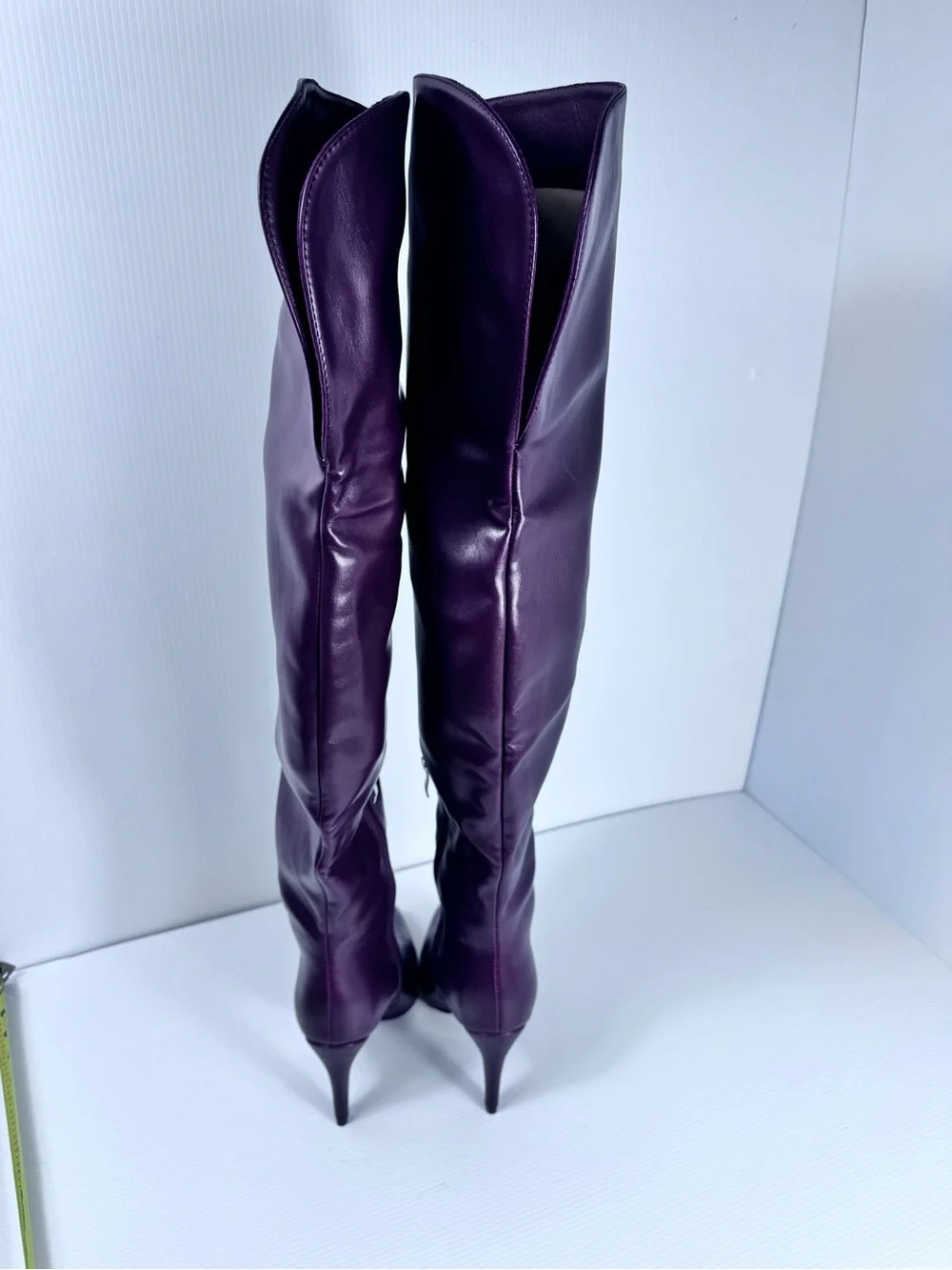 Azalea Wang Burgundy Thigh High Stiletto Boots NIB Size 7.5